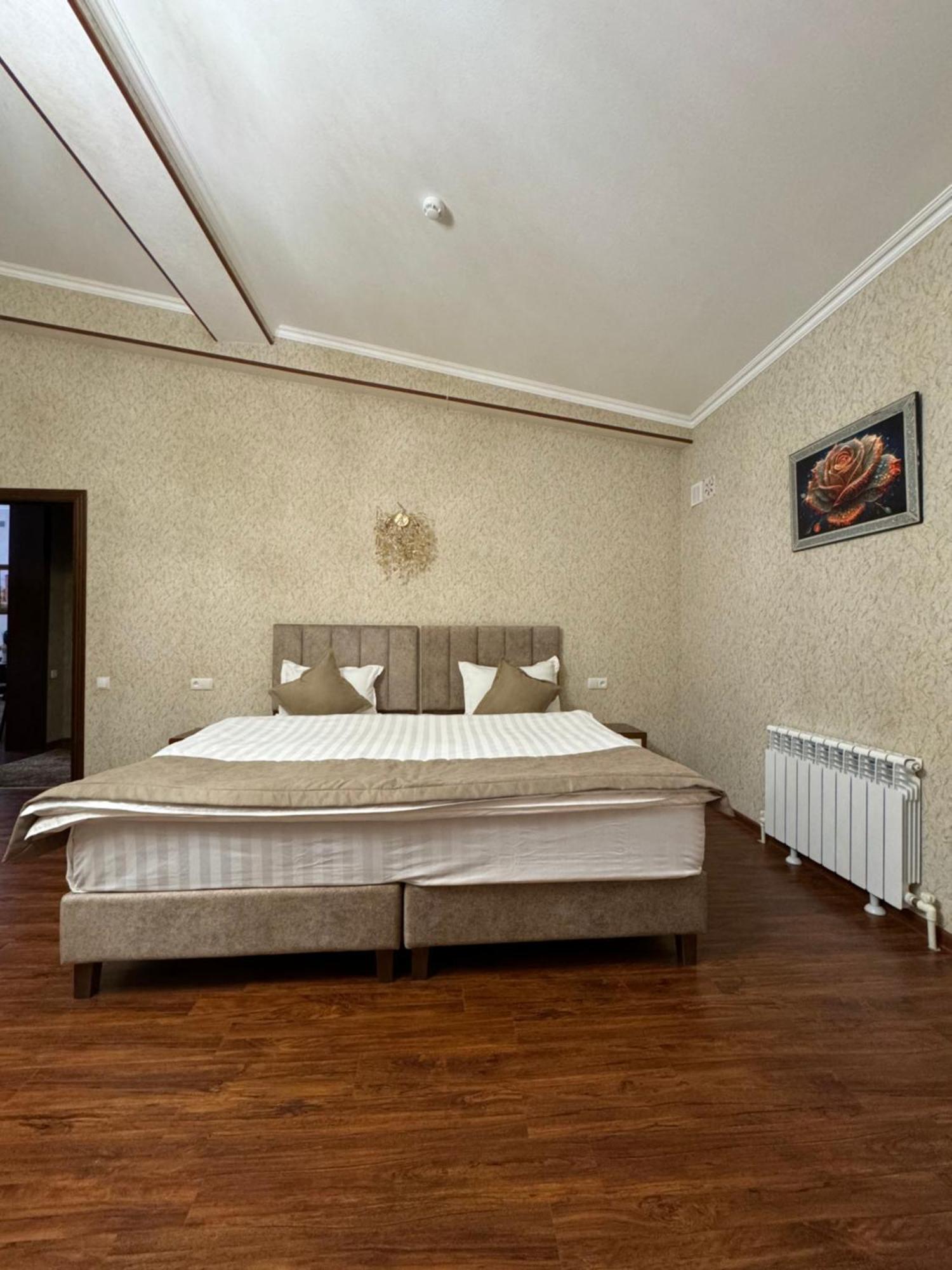 Vasiev'S Hotel Samarkand Esterno foto